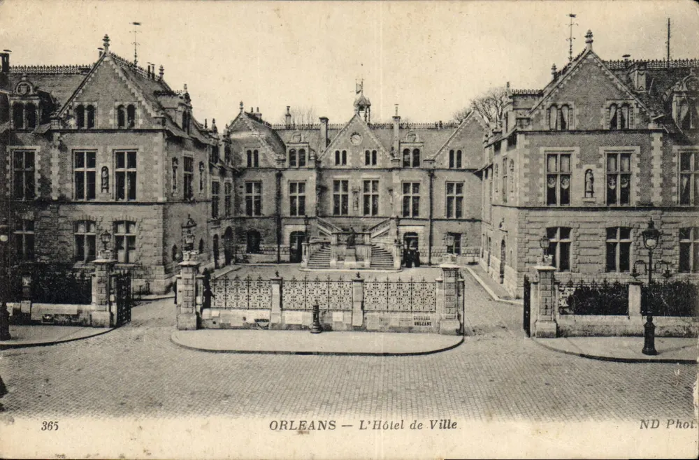 Orléans — O Hotel de Ville — ND Fot. n°365 - Frente