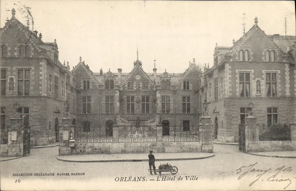 Orléans — L'Hôtel de Ville — éditeur J. Cirany, n°16 - Frente