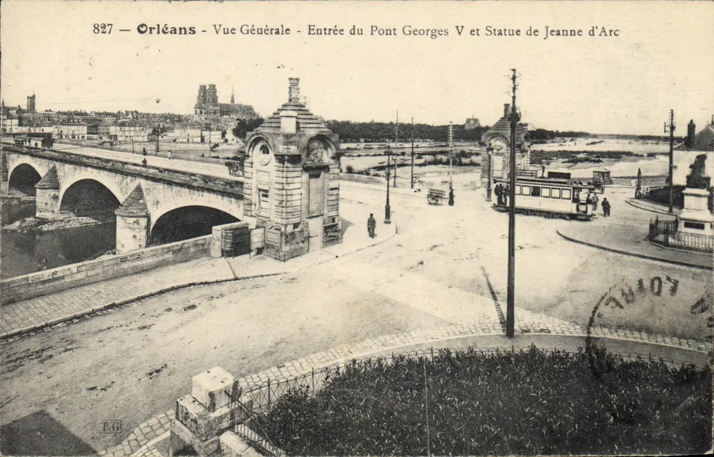 Orléans - Vista general - Entrada del Puente Georges V y Estatua de Juana de Arco — editor T.G. n°827 - Anverso