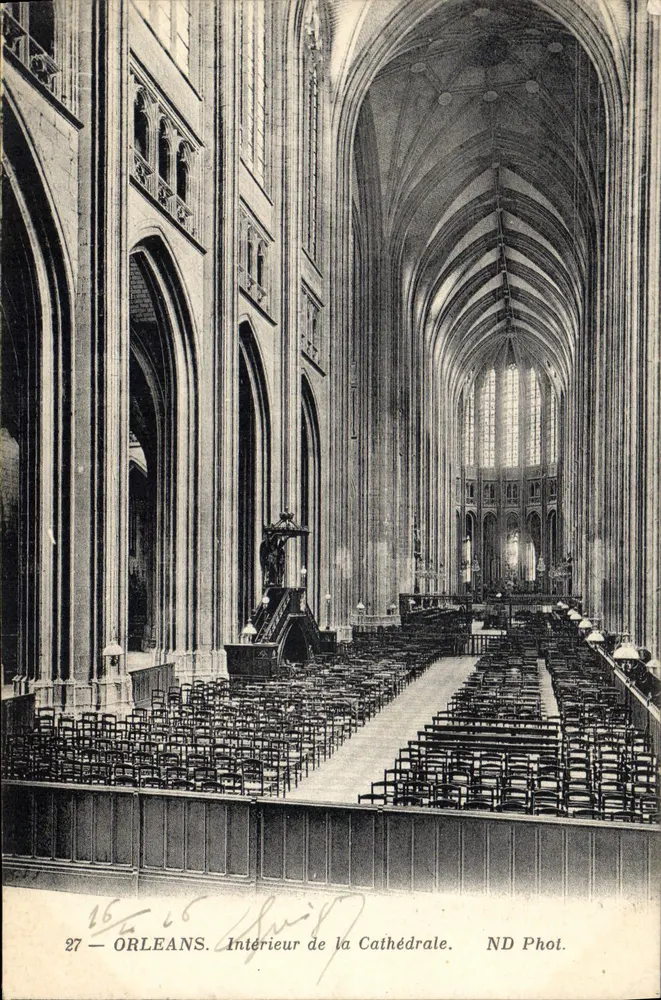 Interior da Catedral — Orléans — ND Phot. - Frente