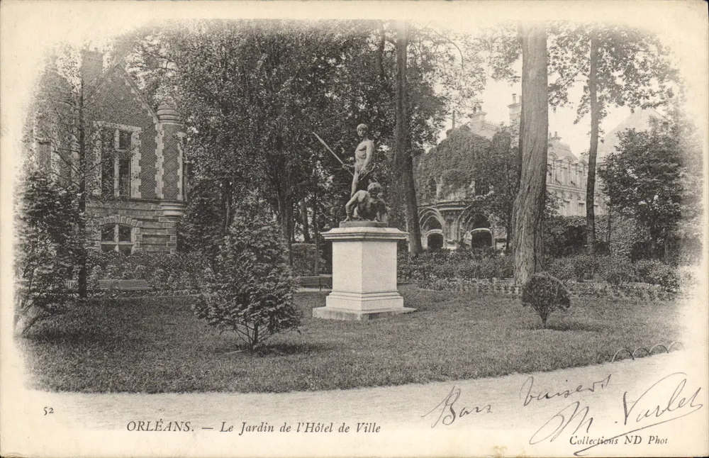 Orléans — Der Rathausgarten — M. Varlet Phot - Vorderseite