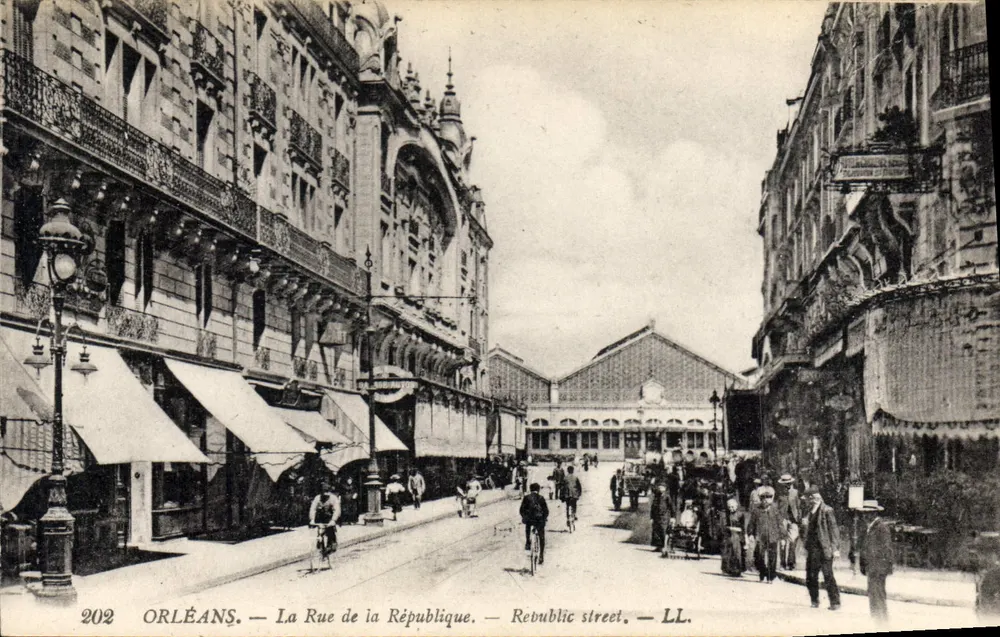 Orléans — A Rue de la République — LL. — N° 202 - Frente