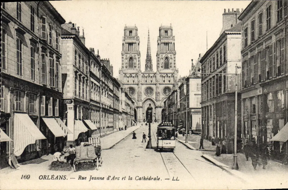 Orléans — Straße Jeanne d'Arc und die Kathedrale — LL - Vorderseite