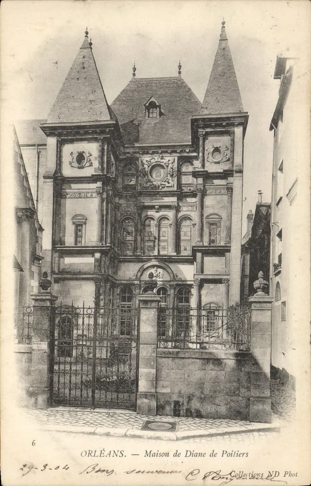 Orléans — Casa de Diane de Poitiers — C. Pongenbail - Frente