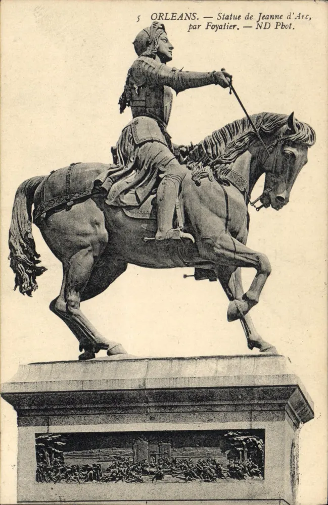 Orléans — Statue der Jeanne d'Arc von Foyatier — ND Phot. - Vorderseite
