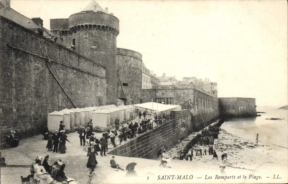Saint-Malo — Die Mauern und der Strand — LL. - Vorderseite