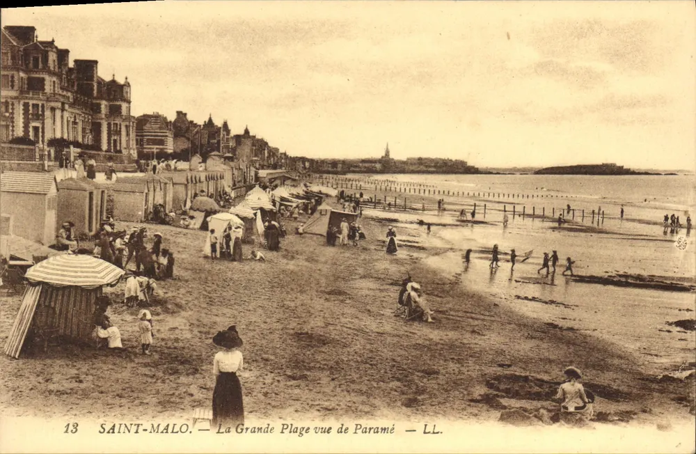 SAINT-MALO — Die Große Strandpromenade von Paramé gesehen — LL. - Vorderseite