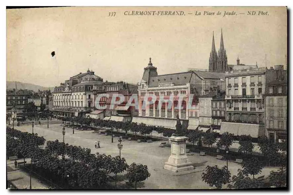 Clermont-Ferrand — A Praça de Jaude — ND Phot. - Frente