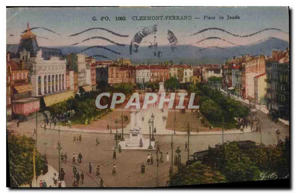 Clermont-Ferrand — Place de Jaude — G. d'O. 1092 - Frente