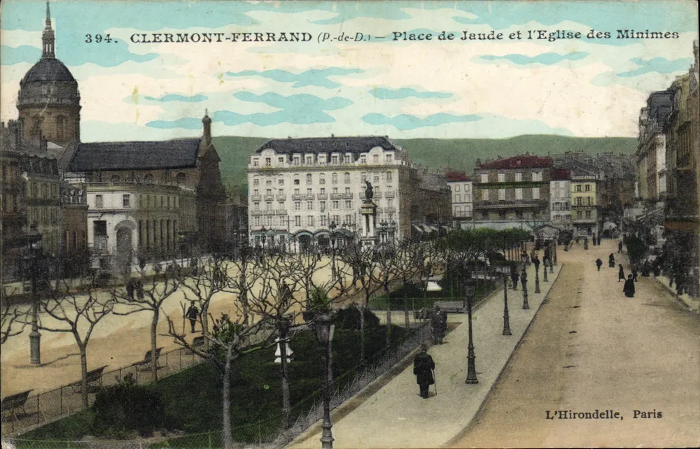 Clermont-Ferrand (P.-de-D.) — Place de Jaude und die Kirche der Minimes — L'Hirondelle, Paris, n°394 - Vorderseite
