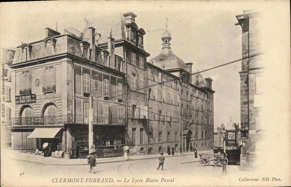 Clermont-Ferrand — O Liceu Blaise Pascal — P. JULIOT, Coleções ND Fot. - Frente