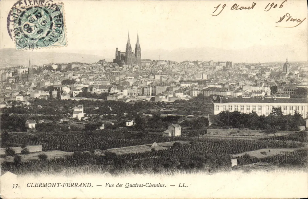 Clermont-Ferrand — Ansicht der Quatres-Chemins — LL. - Vorderseite