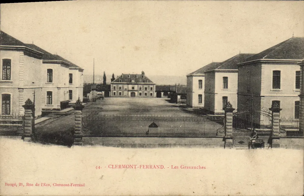 Clermont-Ferrand — Les Gravauches — Bougé, 21 Rue de l’Écu - Frente