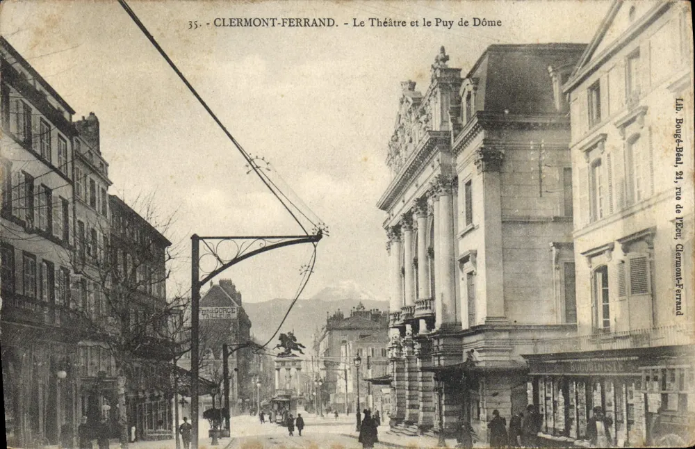 Clermont-Ferrand — Das Theater und der Puy de Dôme — Lib. Bougée-Béal - Vorderseite