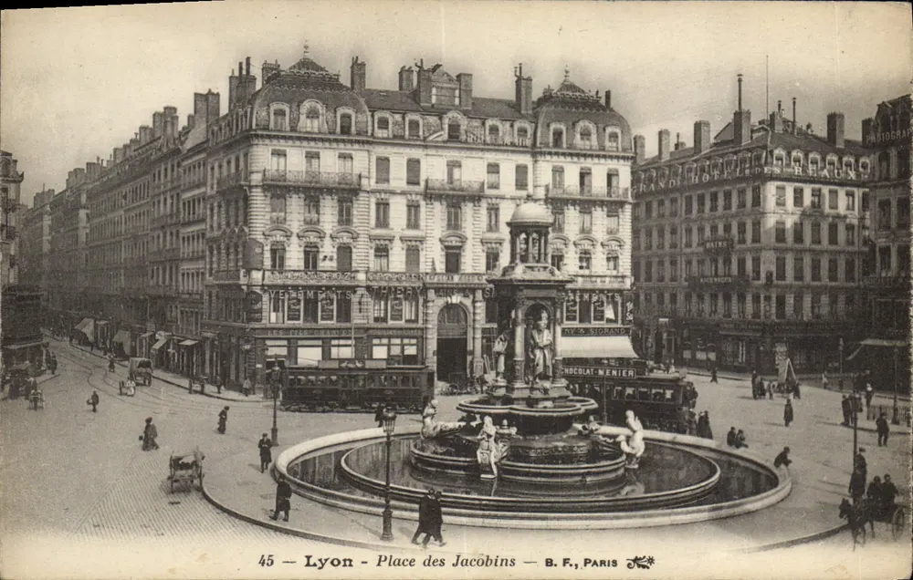 Lyon — Praça dos Jacobinos — B. F., Paris, n°45 - Frente