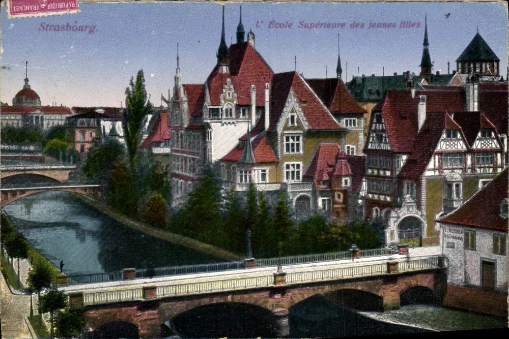 Straßburg — Höhere Schule für Mädchen — Französische Republik - Vorderseite