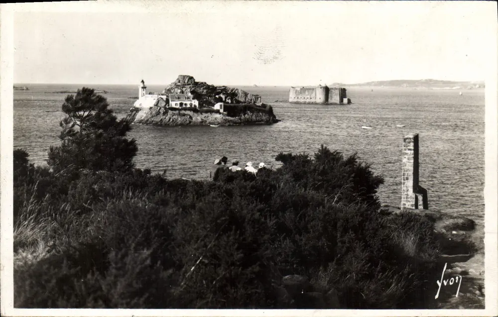 Île de Jersey — Leuchtturm und Schloss Tautreau — Yv017 - Vorderseite