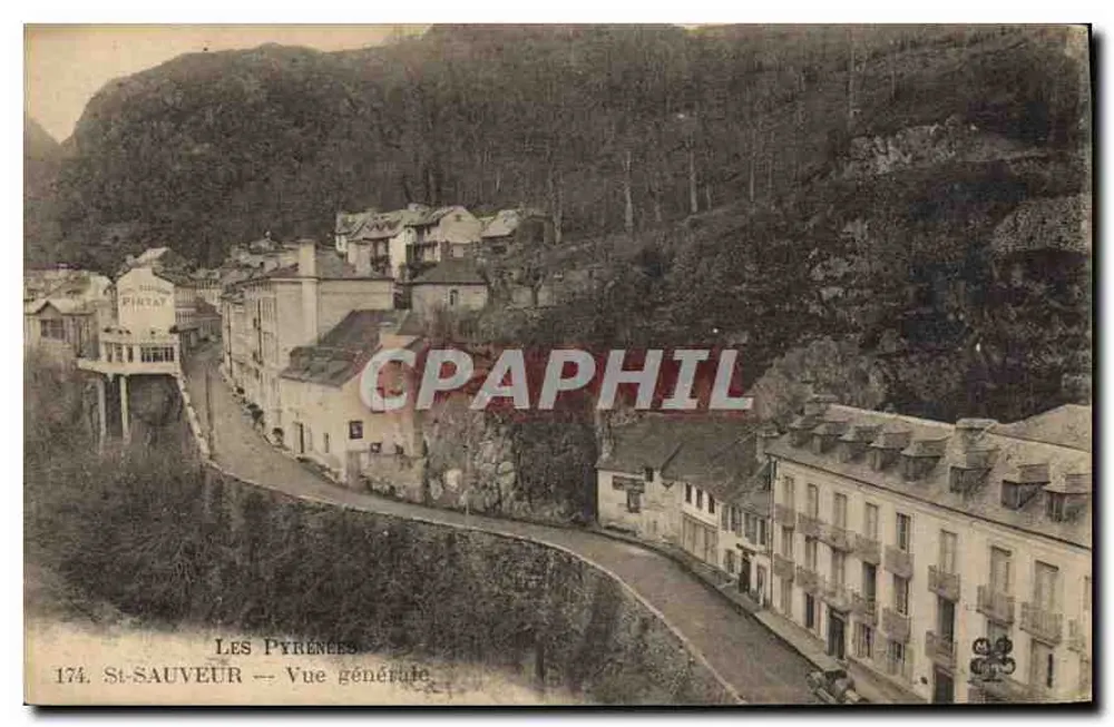 St-Sauveur — Vista geral — Os Pirineus - Frente