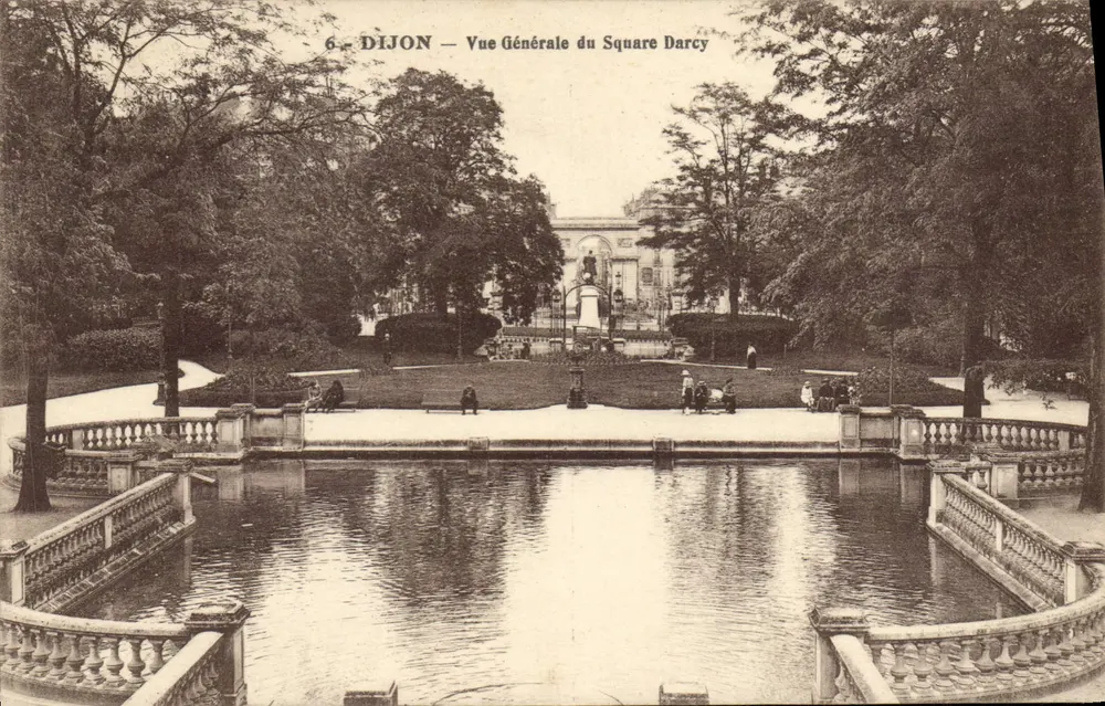 Dijon — Vista Geral do Square Darcy — Editor não identificado, n° de série 6 - Frente