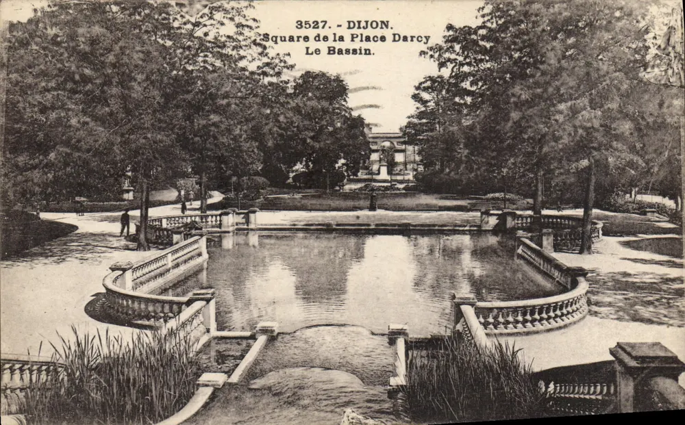 Dijon - Platz des Place Darcy - Der Bassin — Éditions C. L. Benançon, n° 3527 - Vorderseite