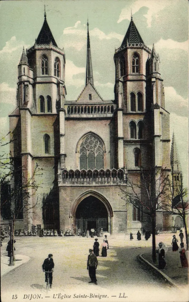 Dijon — A Igreja de Santa Bénigne — LL. — n°15 - Frente