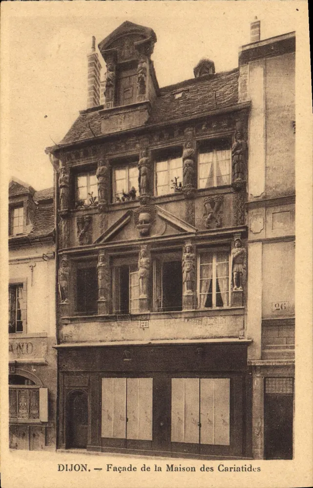 Dijon — Fachada da Casa das Cariátides - Frente