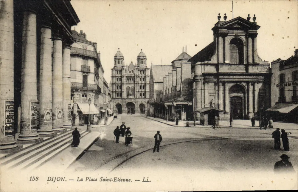 Dijon — A Place Saint-Etienne — LL. - Frente