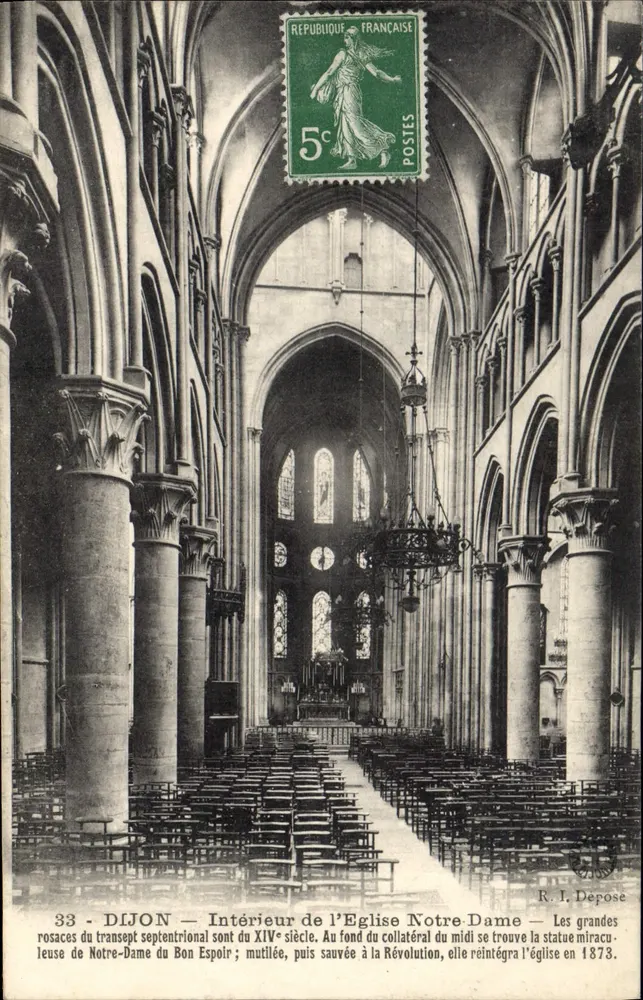 Dijon — Interior da Igreja Notre-Dame — rosaces do transepto setentrional e estátua do Bon Espoir - Frente
