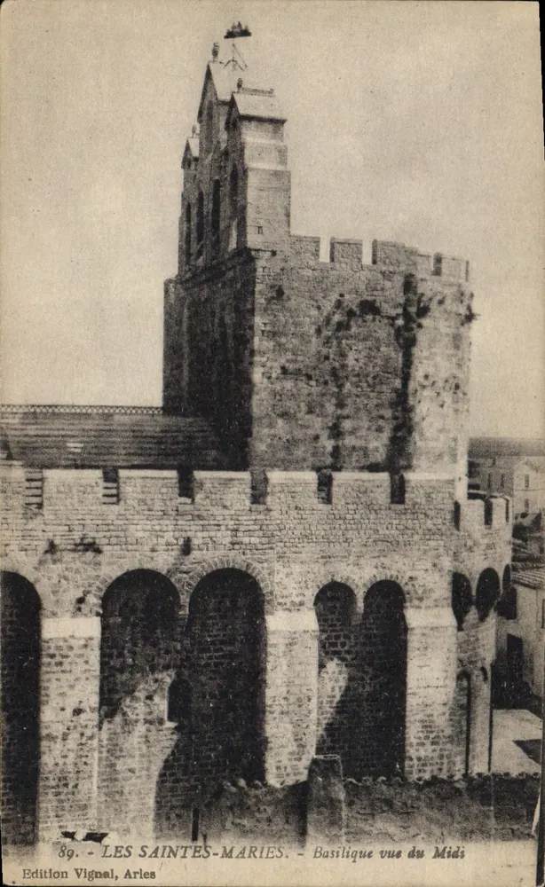 Les Saintes-Maries - Basílica vista do Sul — Edição Vignéal, Arles, n°89 - Frente