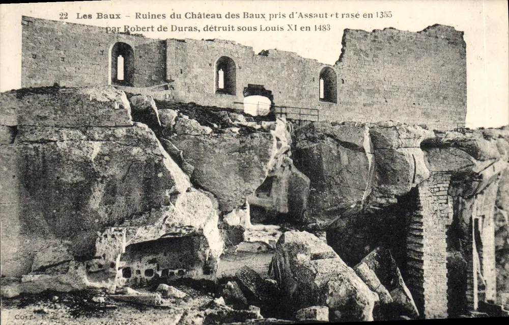 Les Baux — Ruinas del Castillo de Baux Tomado por Asalto y Demolido en 1355 por Robert de Duras, Destruído bajo Luis XI en 1483 — Col. 22 - Anverso