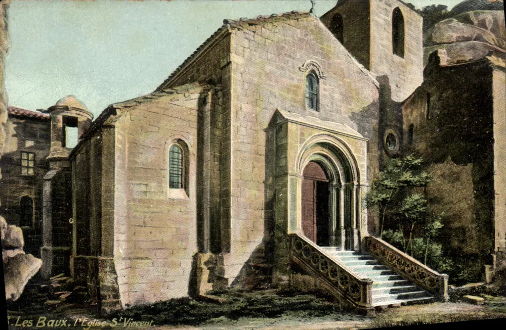 Les Baux, a Igreja de São Vicente — editor AORA-Photo, Paris - Frente