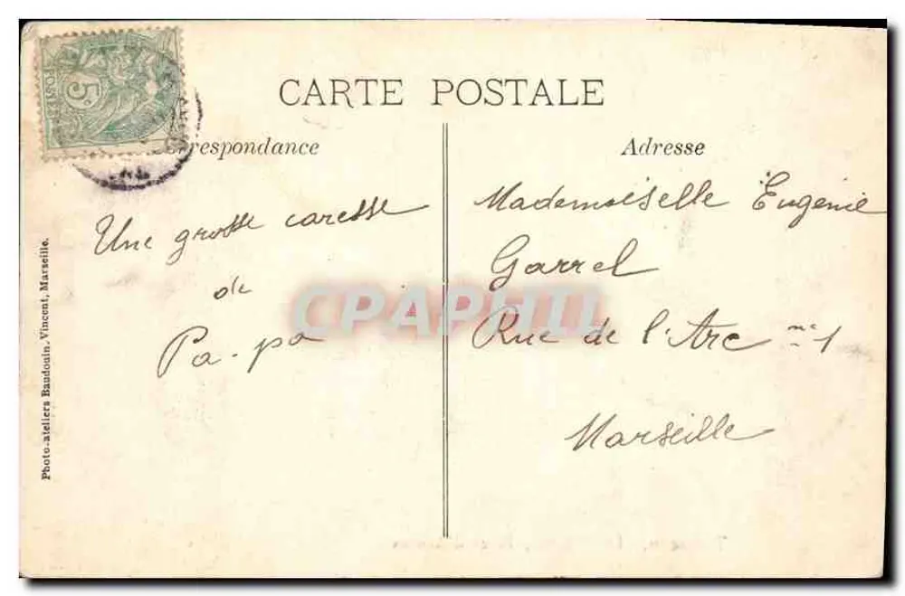 Tarascon. A Caridade, Praça das Armas — Foto Atelier Vincent Marseille - Verso