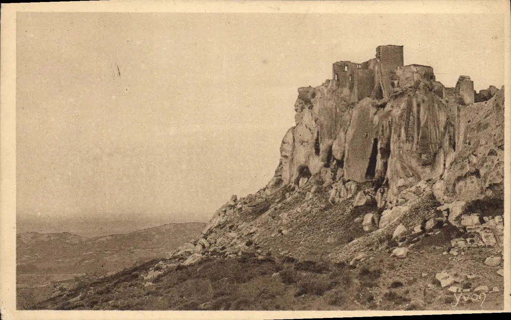 Les Baux-de-Provence — ruines d'un château sur falaise — Édition d'Art YVON, Neuilly-Paris, n°85 - Recto