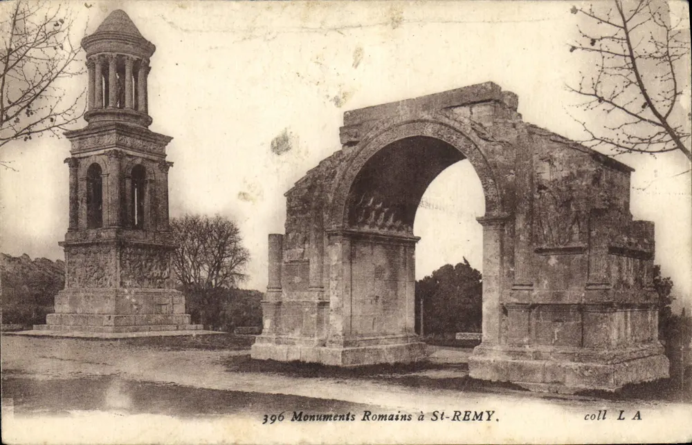 Monumentos Romanos em St-REMY — 396 — coll LA - Frente