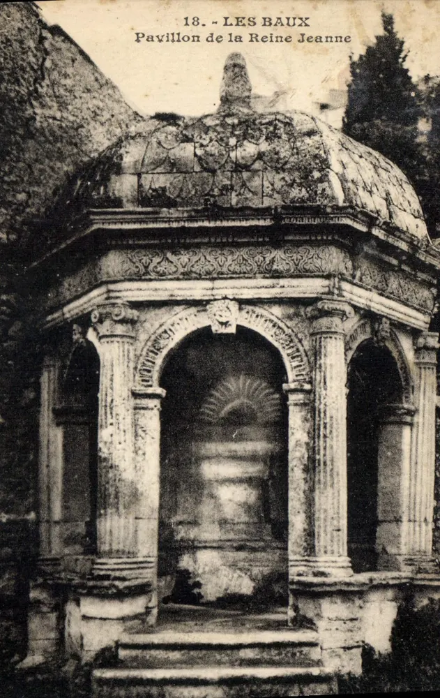 Les Baux - Pavillon der Königin Jeanne — Édition L. Dard Arles, n°18 - Vorderseite
