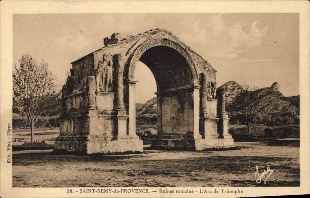 Saint-Rémy-de-Provence — Ruines romaine — L'Arc de Triomphe — Édité par Vial, Digne, n°39 - Recto