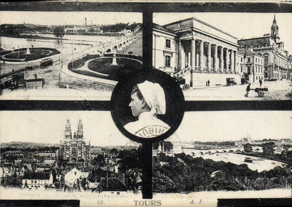 Tours — Vista panorâmica com os Symples, o Palácio da Cidade e a catedral — A. P. n° 48 - Frente