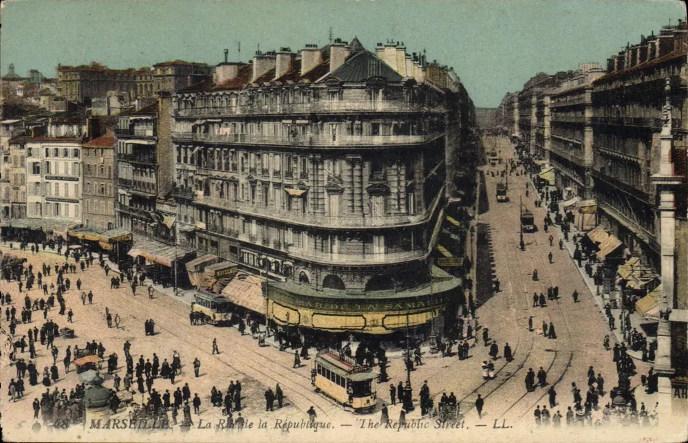 Marselha — Rue de la République — LL - Frente