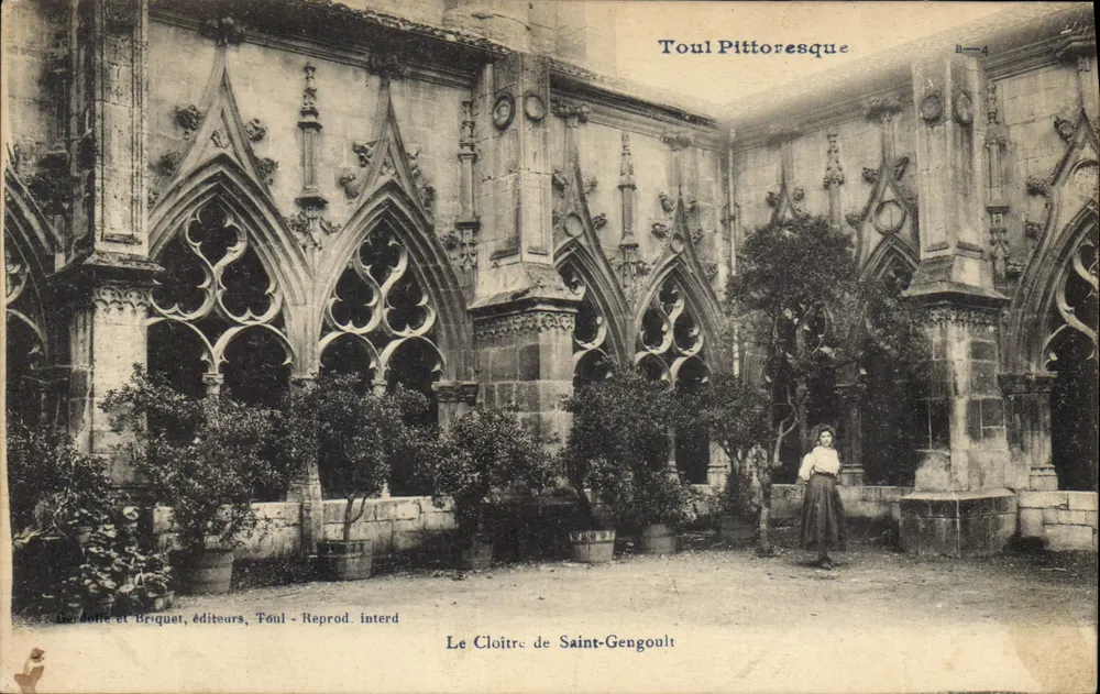 O Cloître de Saint-Gengoult — Toul Pittoresque — Gerdoille e Briquet, editores, Toul - Frente