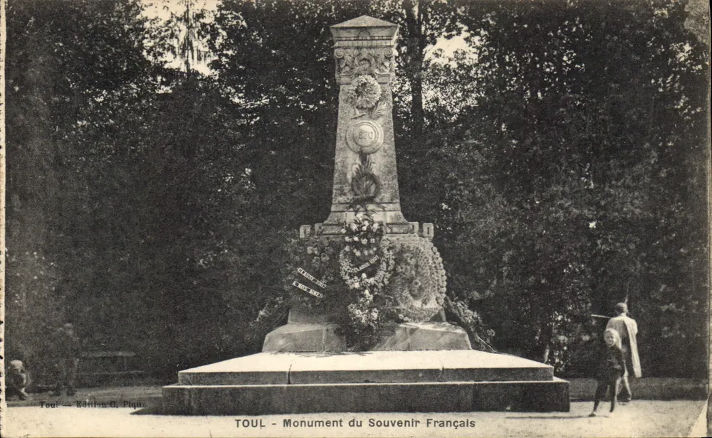 TOUL - Französischer Gedenkstein — Verlag Rédacteur C. Pique, Seriennummer 1870 - Vorderseite