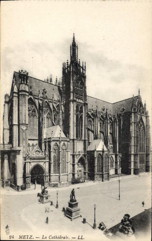 Metz — A Catedral — LL. n°24 - Frente