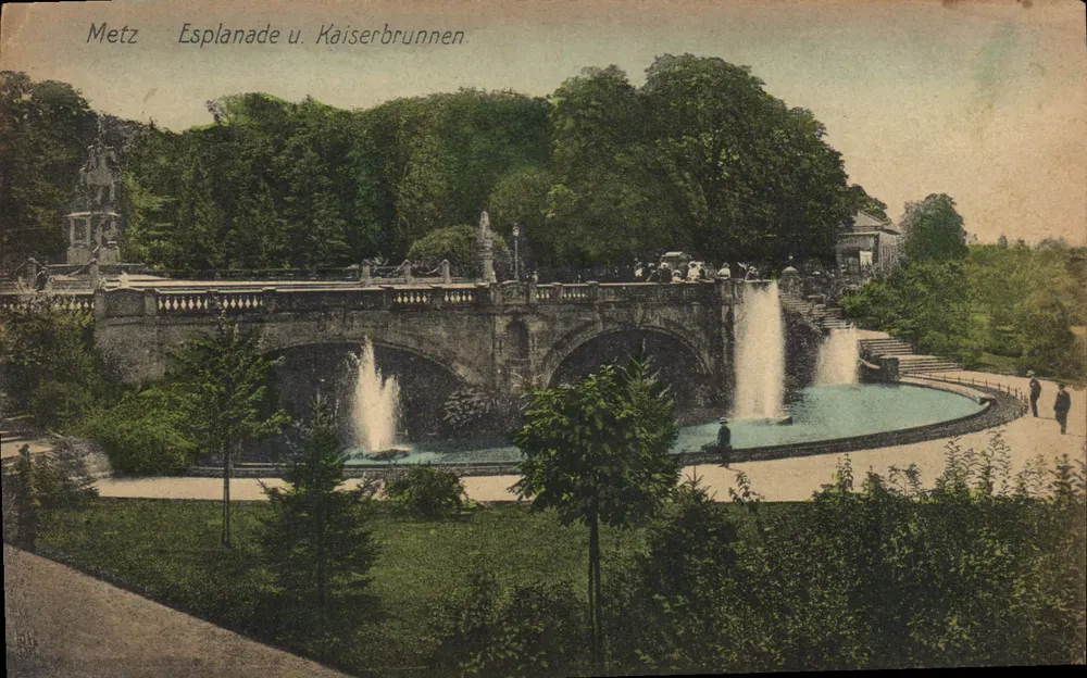 Metz — Esplanada e Kaiserbrunnen — editor não identificado - Frente