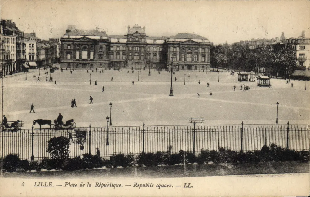 LILLE — Praça da República — LL. - Frente