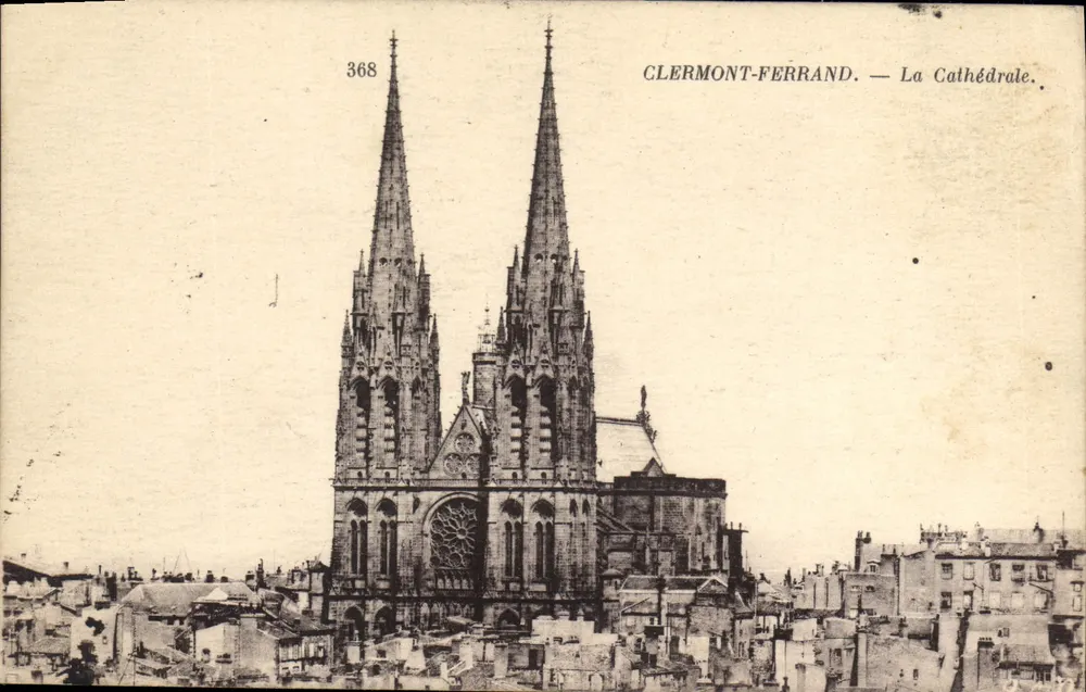 Clermont-Ferrand — A Catedral — editor desconhecido, n° 368 - Frente