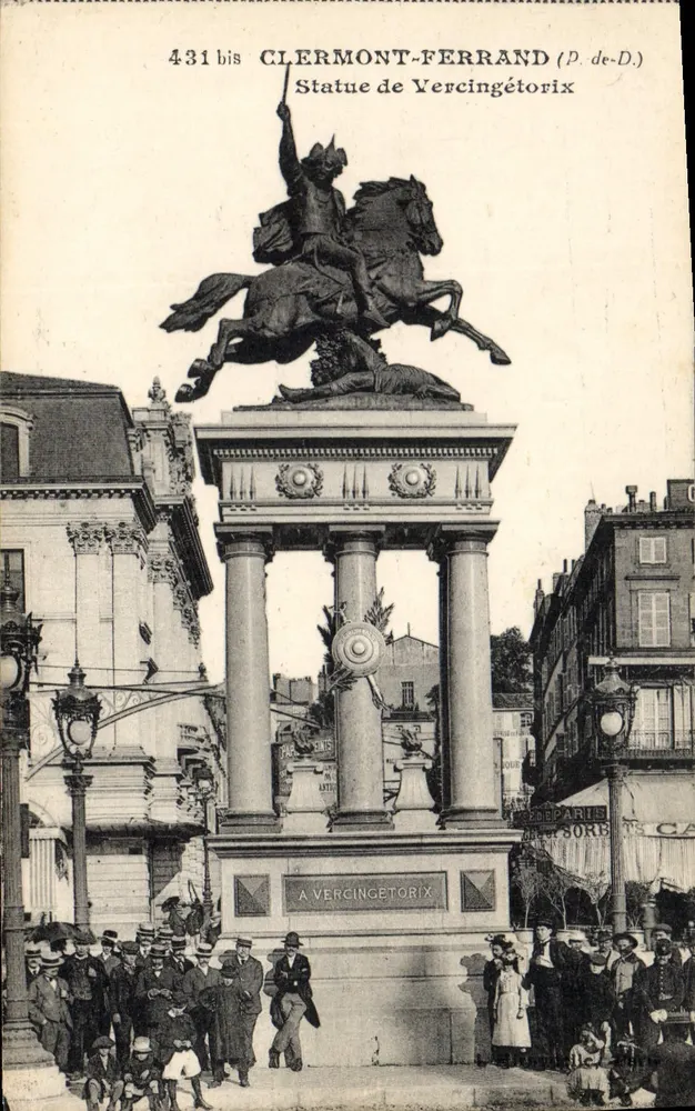 Clermont-Ferrand — Estátua de Vercingétorix — Editor P. de-D. n° 431 bis - Frente