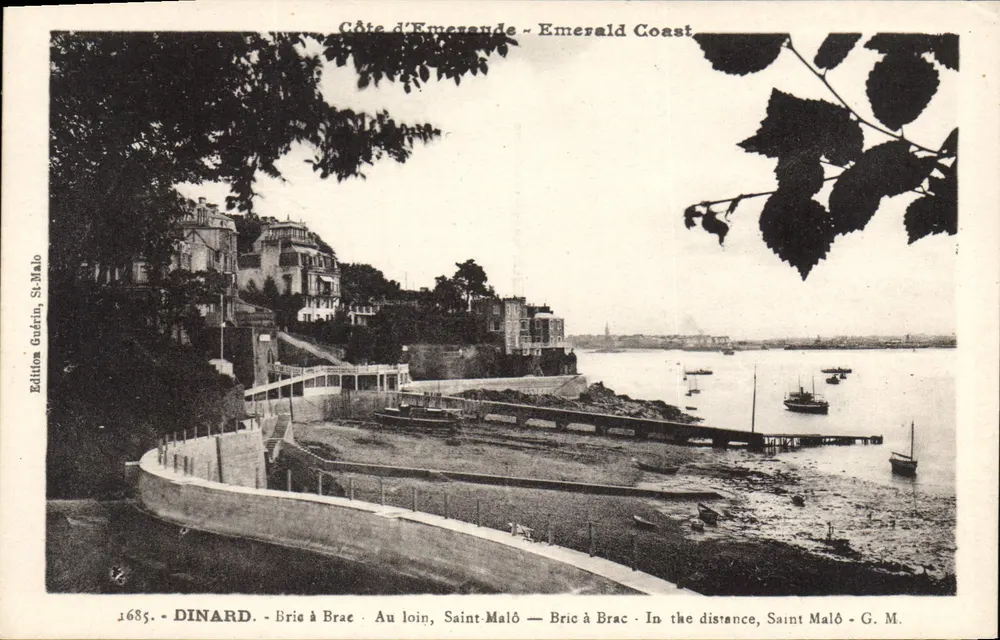Dinard — Bric à Brac — À distância, Saint-Malo — Edição Guérin, St-Malo, n° 1685 - Frente