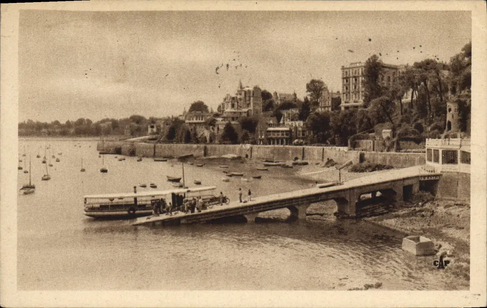 Dinard — A Ponta Malouine — CAF - Frente