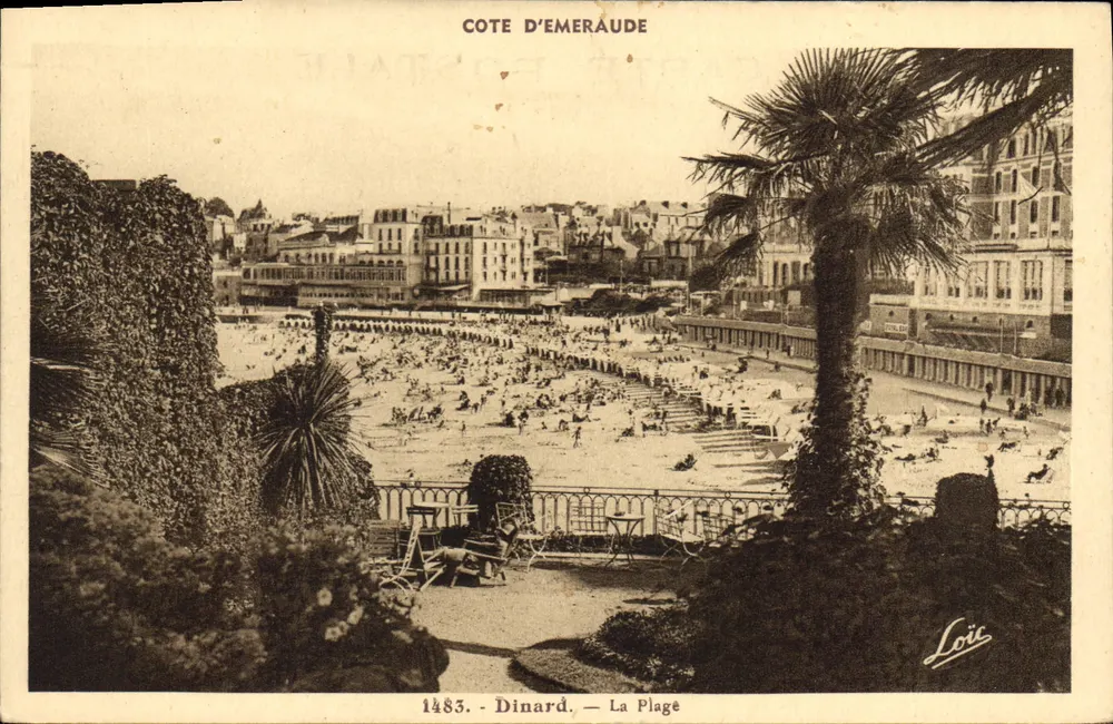 Dinard — A Praia — Costa da Esmeralda — Loïc - Frente