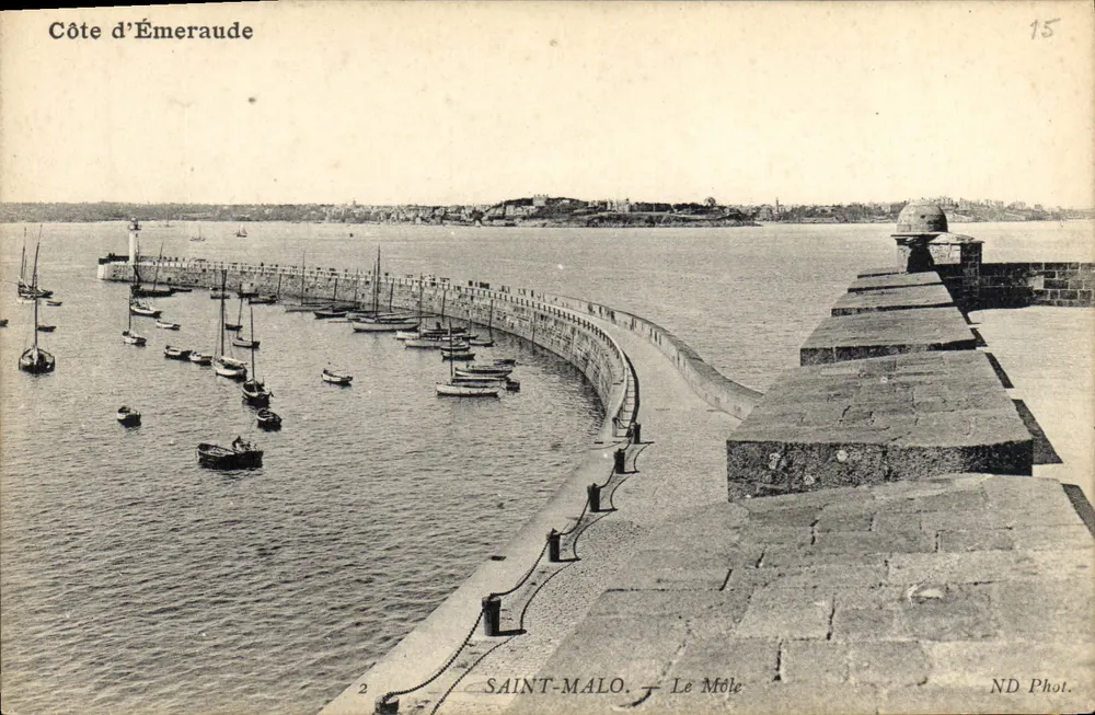 Saint-Malo — O Môle — Costa da Esmeralda — ND Phot. n°15 - Frente