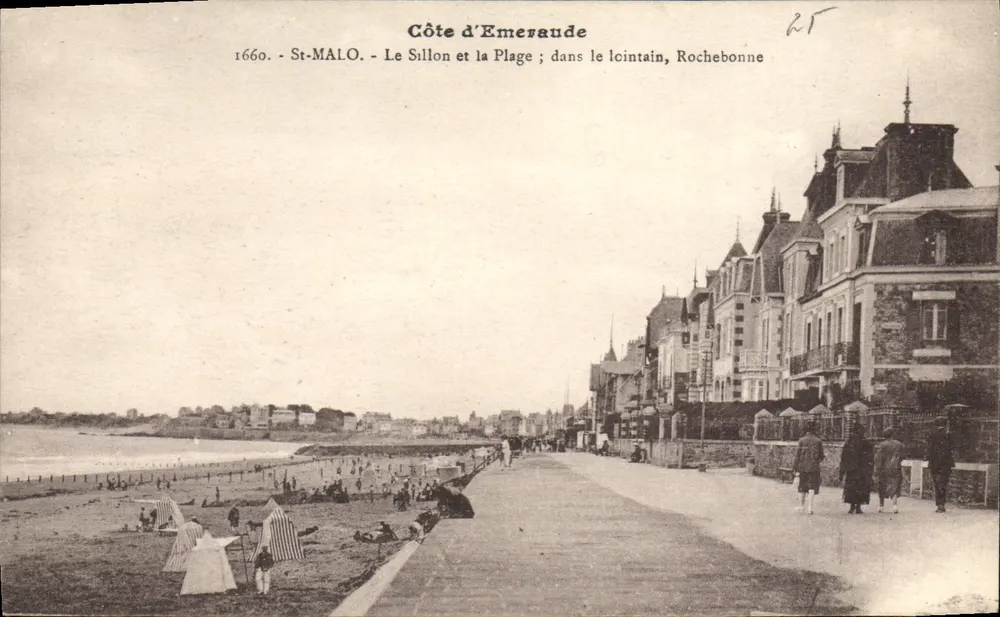 St-Malo - Côte d'Émeraude; Der Sillon und die Strände; im Hintergrund, Rochebonne - Vorderseite